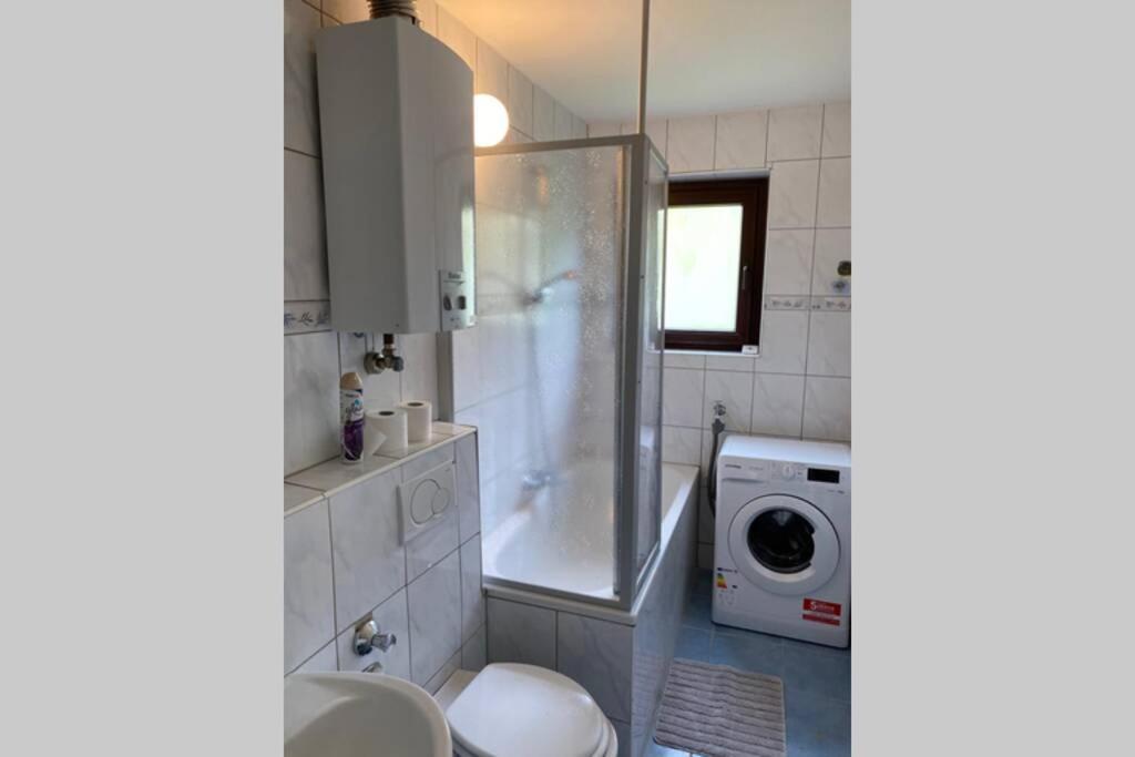 Gemuetliche Wohnung Zwischen Gruen Und Duisburg Hbf Екстер'єр фото