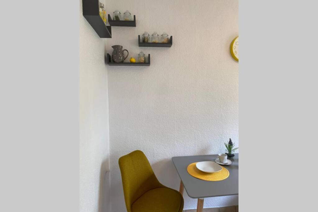 Gemuetliche Wohnung Zwischen Gruen Und Duisburg Hbf Екстер'єр фото